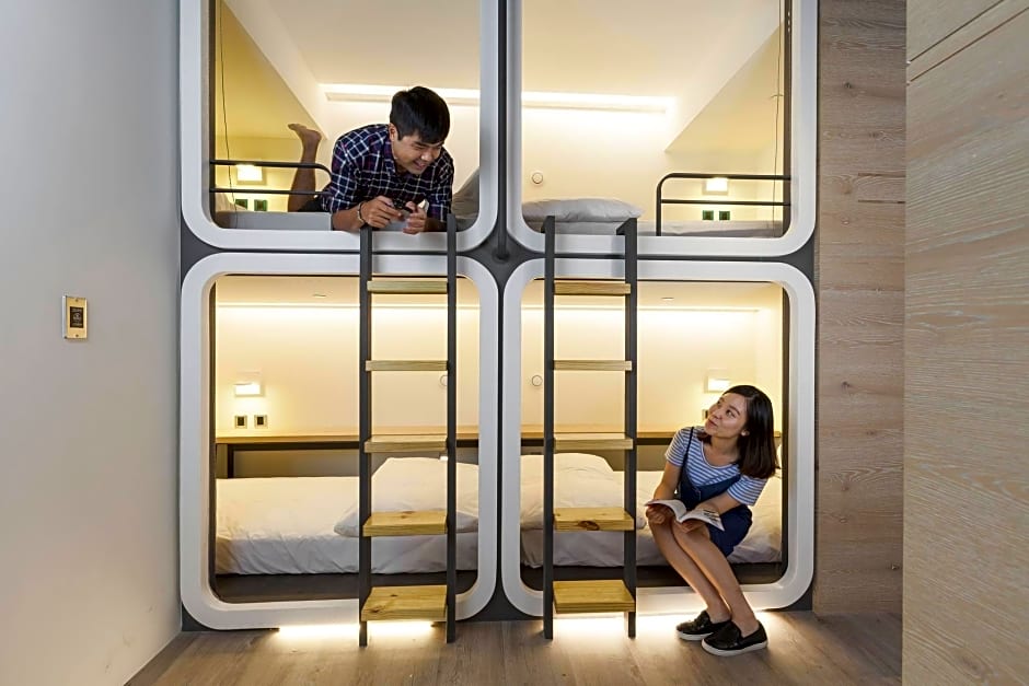 Taiwan Youth Hostel & Capsule Hotel