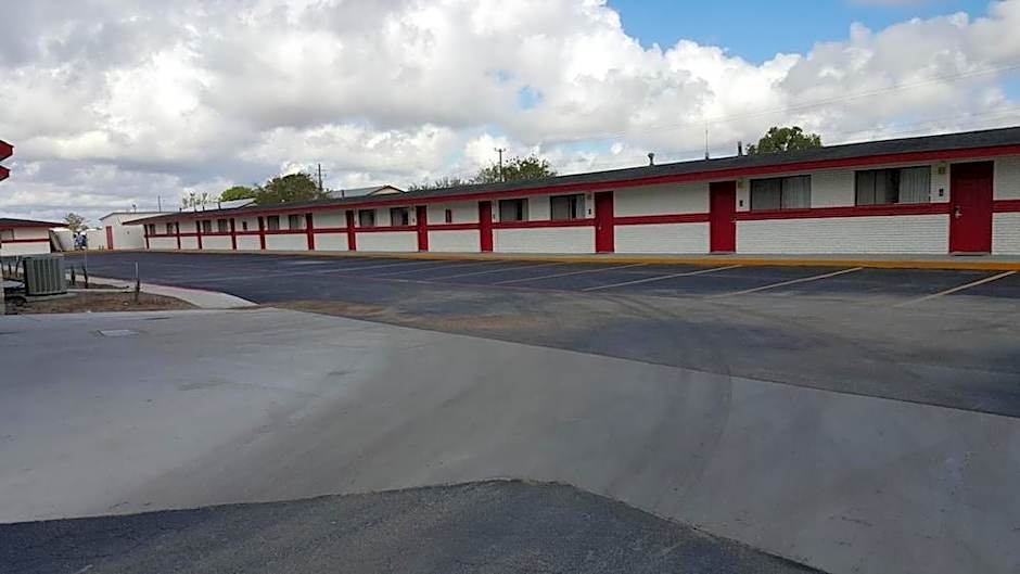 Luxury Inn & RV Park