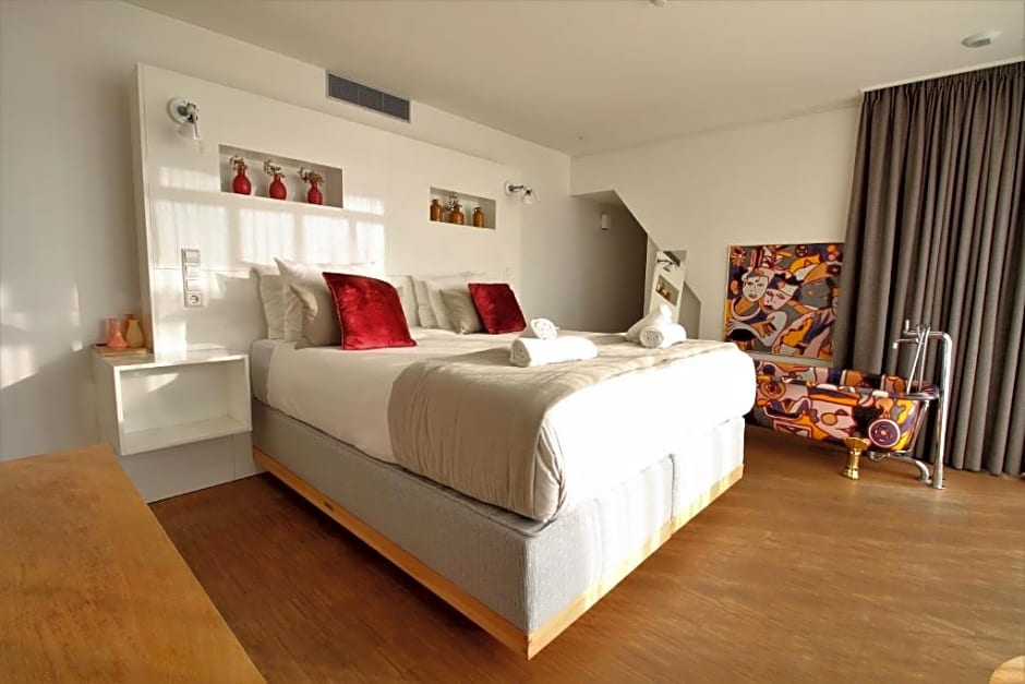 Photo 1 of 1 of Penthouse