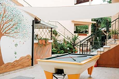 Wilde Rose Hotel