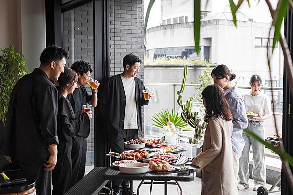 H Hotel