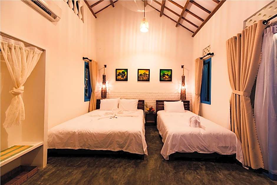 Cashew Tree Bungalow