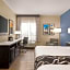La Quinta Inn & Suites by Wyndham San Bernardino