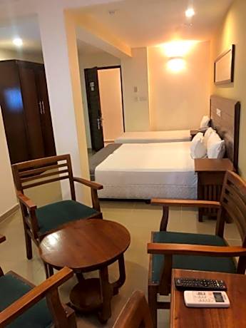 Deluxe Triple Room