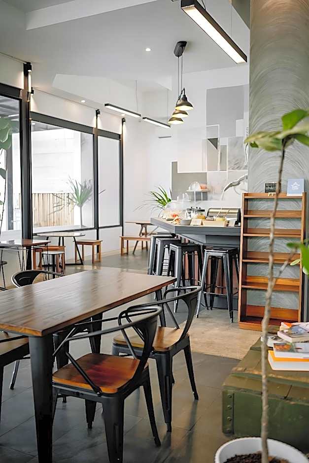 S 2 Modern Boutique Hotel