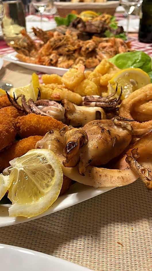 KM 80 Restaurant & Hotel