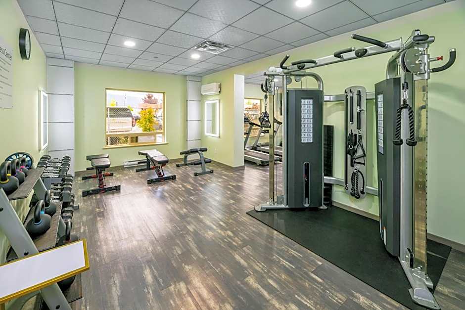 Quality Inn Sunshine Suites