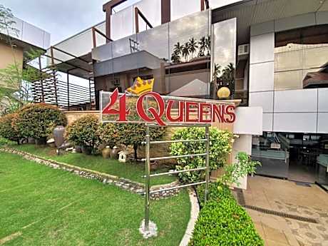 Four Queens Resort