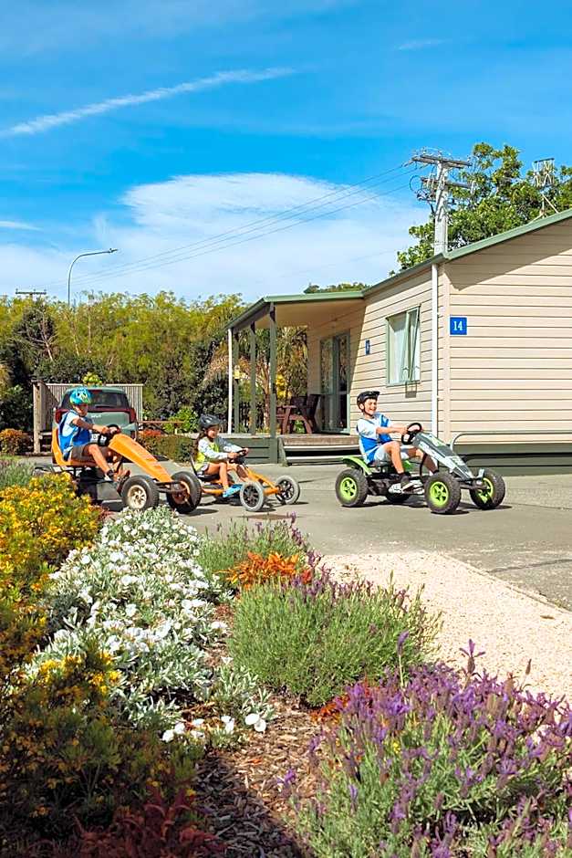 Tāhuna Beach Holiday Park