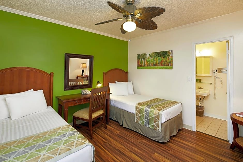 Pacific Marina Inn