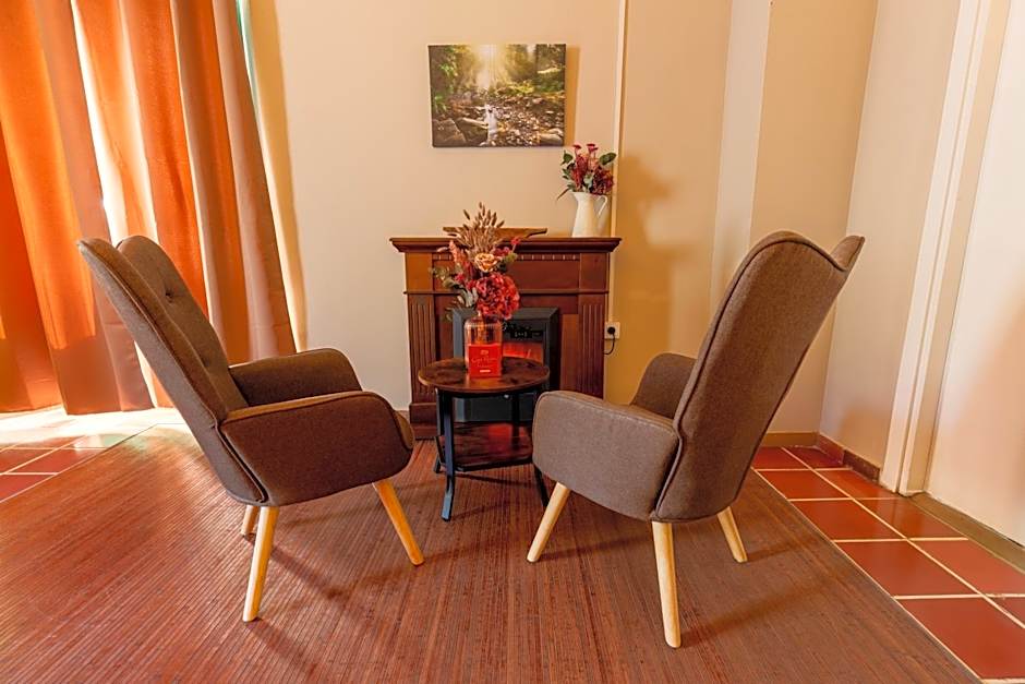 Els Jardins De La Martana