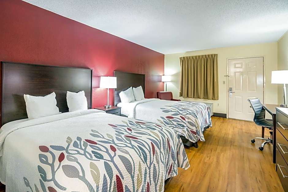 Red Roof Inn Clarksville
