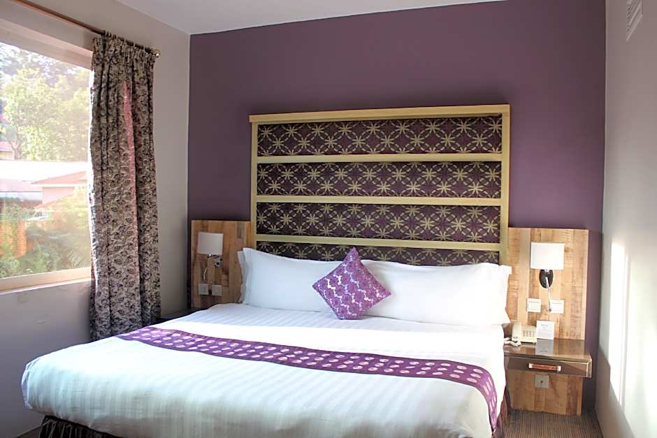 Arcadia Suites Hotel