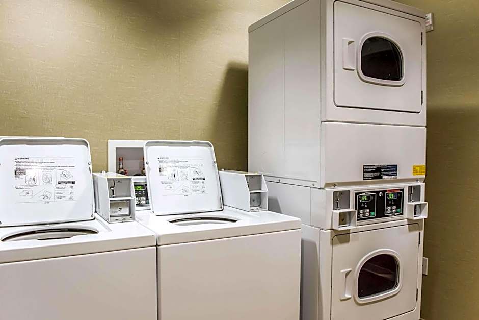 Comfort Suites Palm Bay