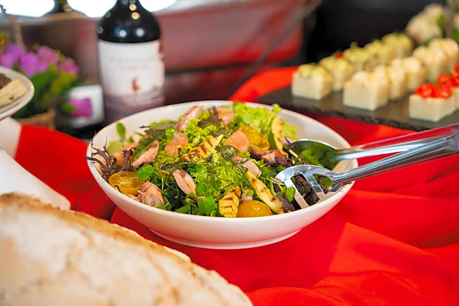 Hilton Garden Inn Santiago Airport