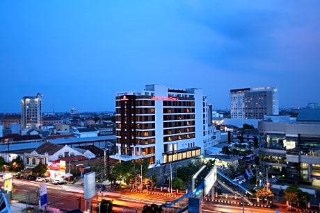 Hotel Grandhika Pemuda