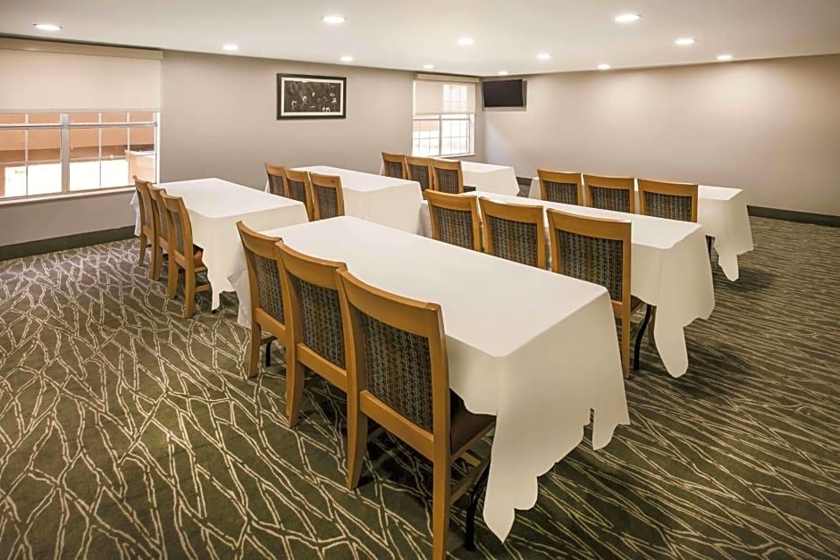 La Quinta Inn & Suites by Wyndham Dallas Mesquite