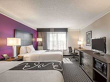Queen Room with Two Queen Beds - Disability Access
