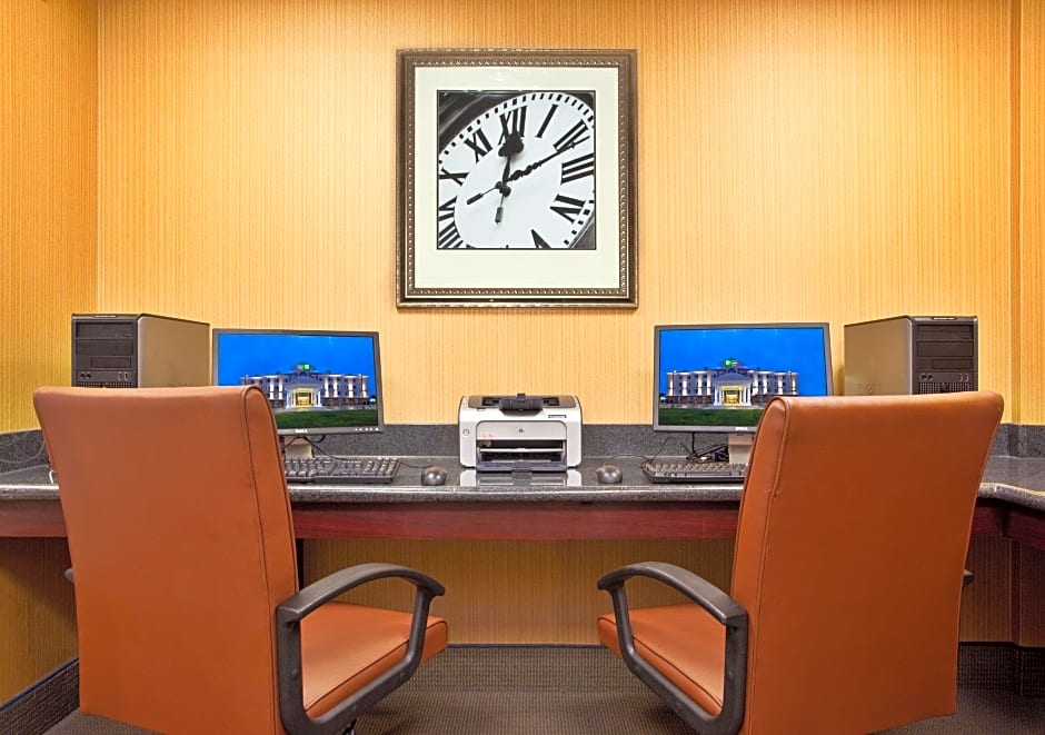 Holiday Inn Express & Suites Dayton South Franklin by IHG
