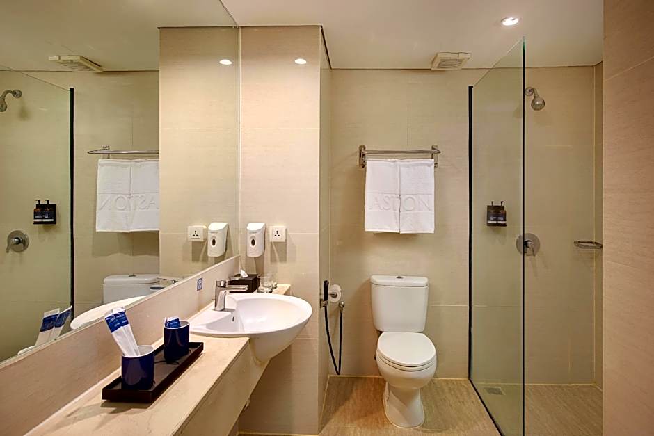 Aston Inn Pantai Losari Makassar