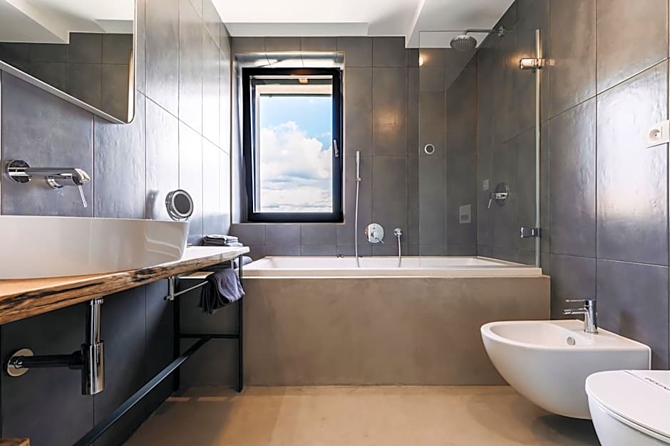 VILLA BRICOLA - Boutique Apartments