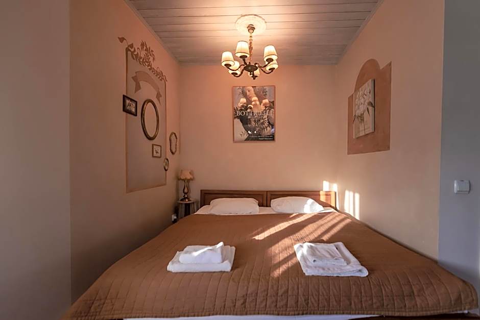 Vila Fortuna - Art O'Clock