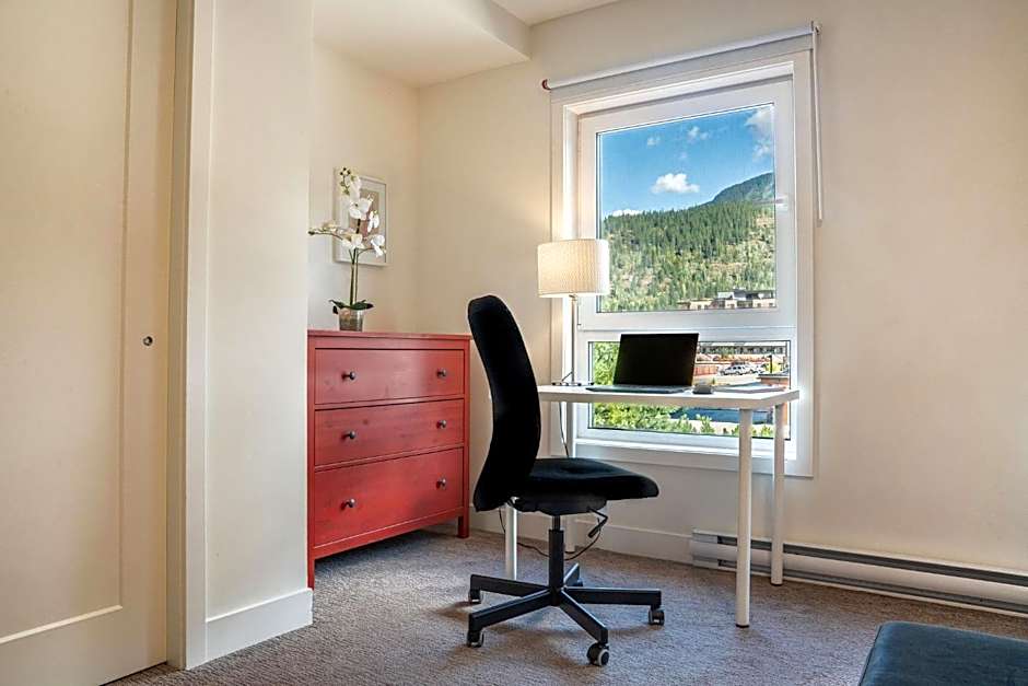 Alpine Escape by Revelstoke Vacations