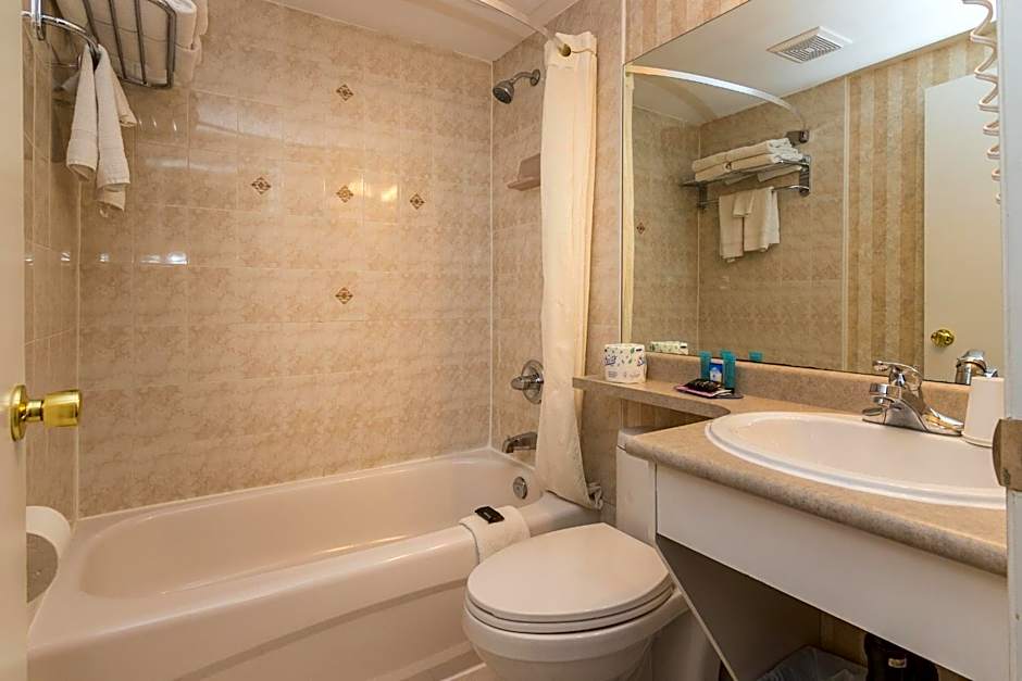 Canadas Best Value Inn Calgary Chinook Station