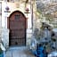 Suite Médiévale 40m2 chambre d' hôte du Mas Fabrègue