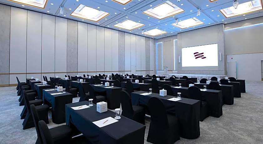 Crowne Plaza Bahrain By IHG