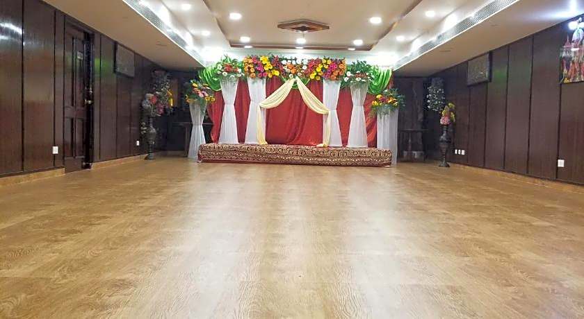 Hotel Sindhuri Park