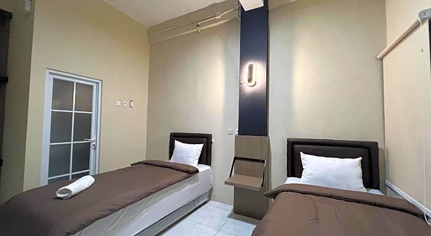 Brenn Hotel Semarang Mitra RedDoorz