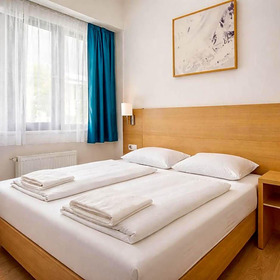 WOW City Hostel