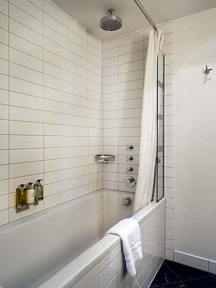 Hotel Borg by Keahotels