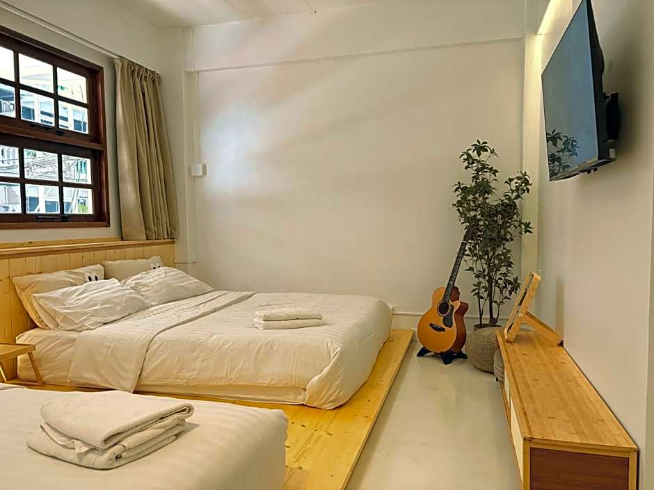 Jellyfish Hostel