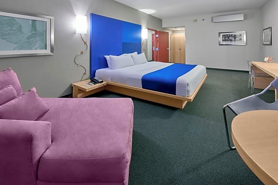 City Express Plus by Marriott Ciudad de México Reforma El Ángel