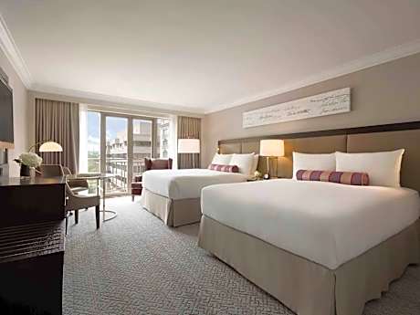 Deluxe Queen Room with Two Queen Beds