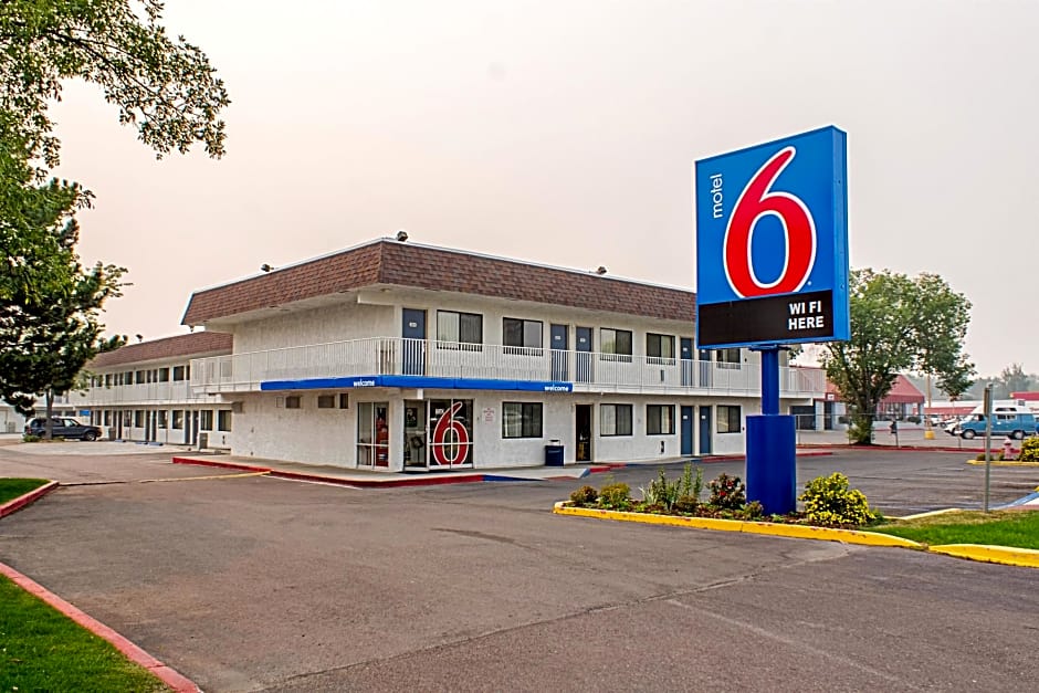Motel 6 Kalispell, MT