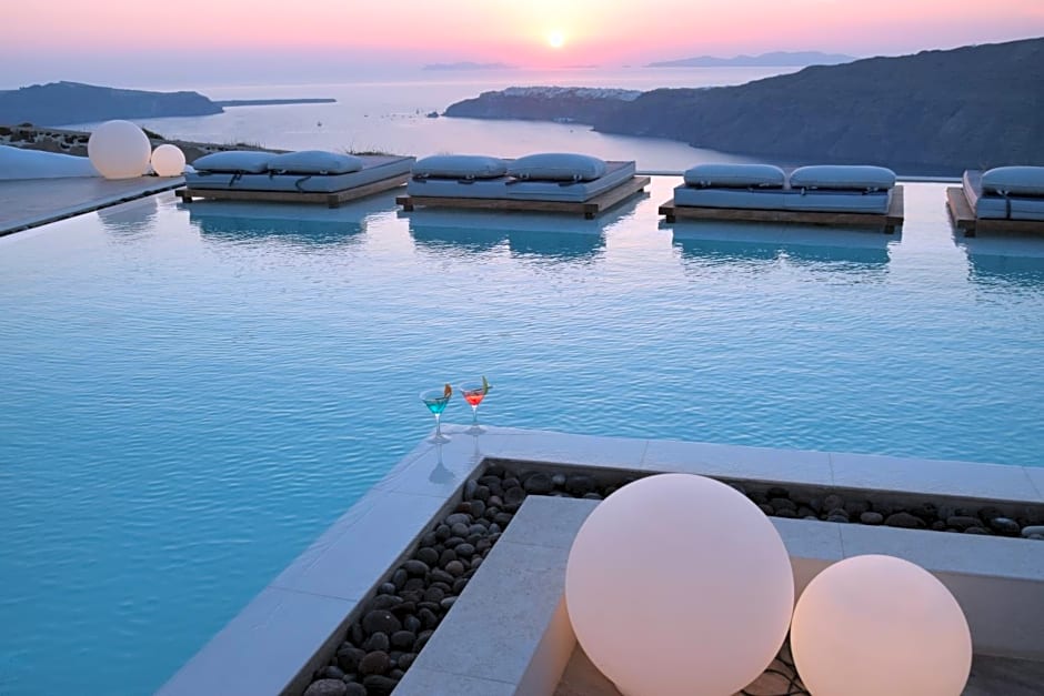 Santorini's Balcony Art Houses