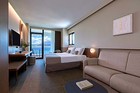 Superior Room with Sea View