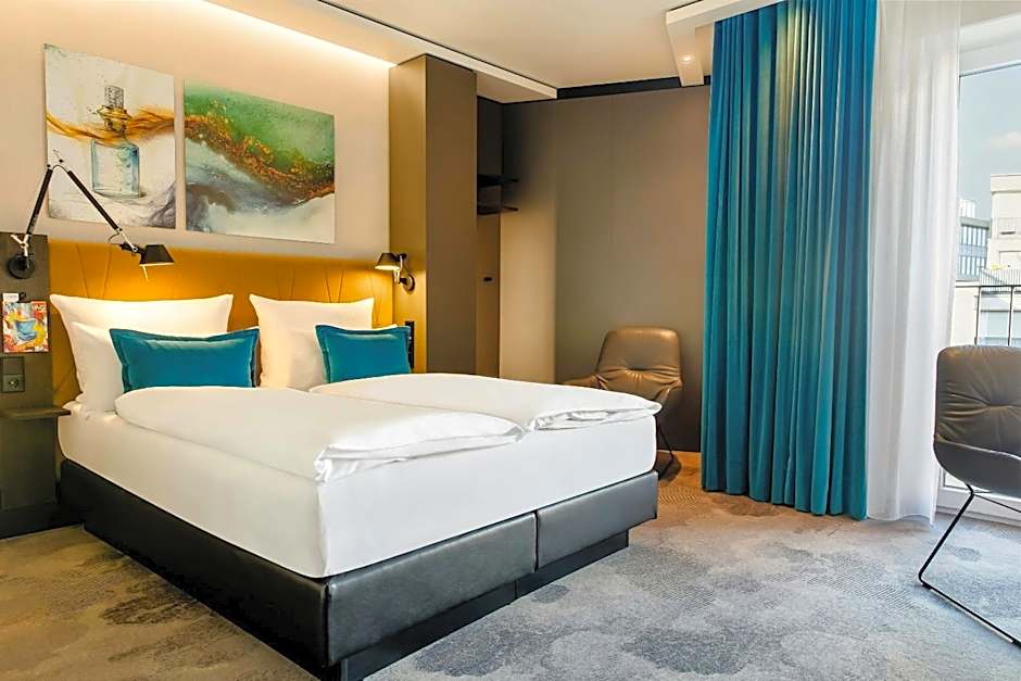 Motel One Köln-Altstadt