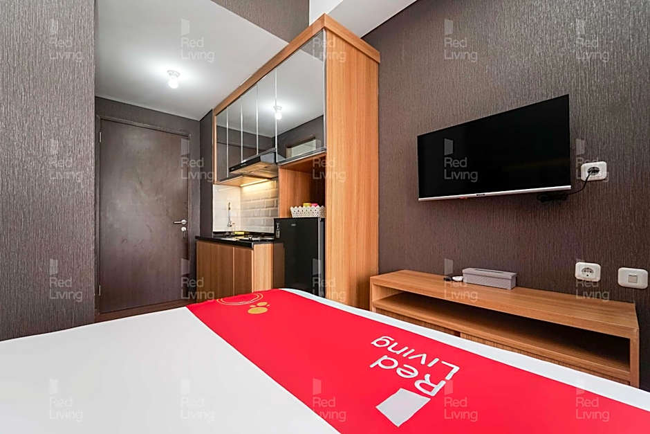 RedLiving Apartemen Transpark Juanda - Kamarku Tower Jade with Netflix