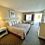 Court Plaza Inn & Suites of Mackinaw