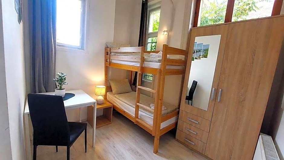 GoodMo Budapest Smart Rooms