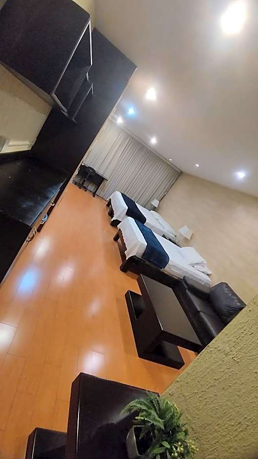 Giakor Suites - Gran Jardín