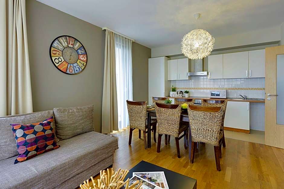 Central Passage Apartments