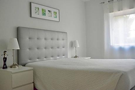 Deluxe Two-Bedroom Apartment