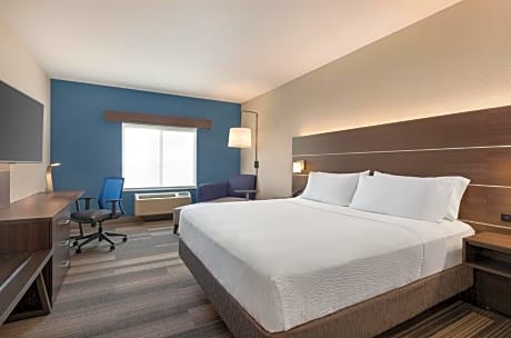 King Room - Mobility Access/Hearing Accessible