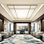 Yuexiu Hotel Guangzhou, Curio Collection by Hilton