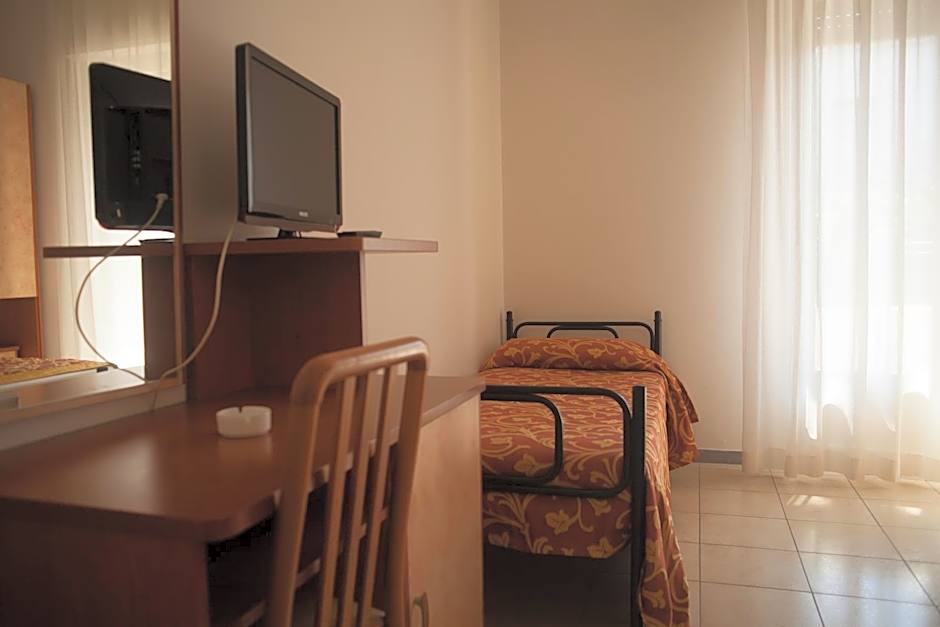 Hotel Cannes - in pieno centro